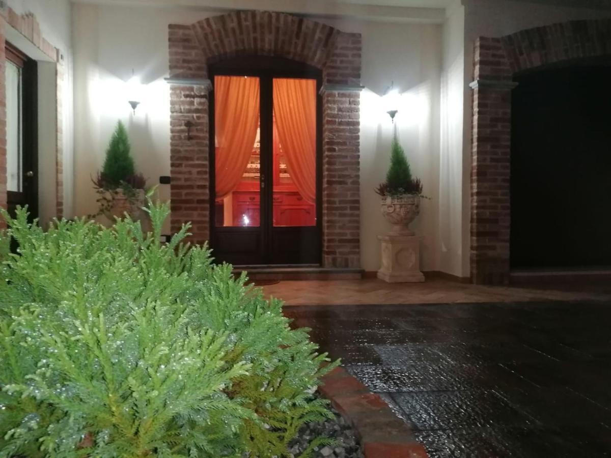 Ca Reginella B&B Diano dʼAlba 外观 照片
